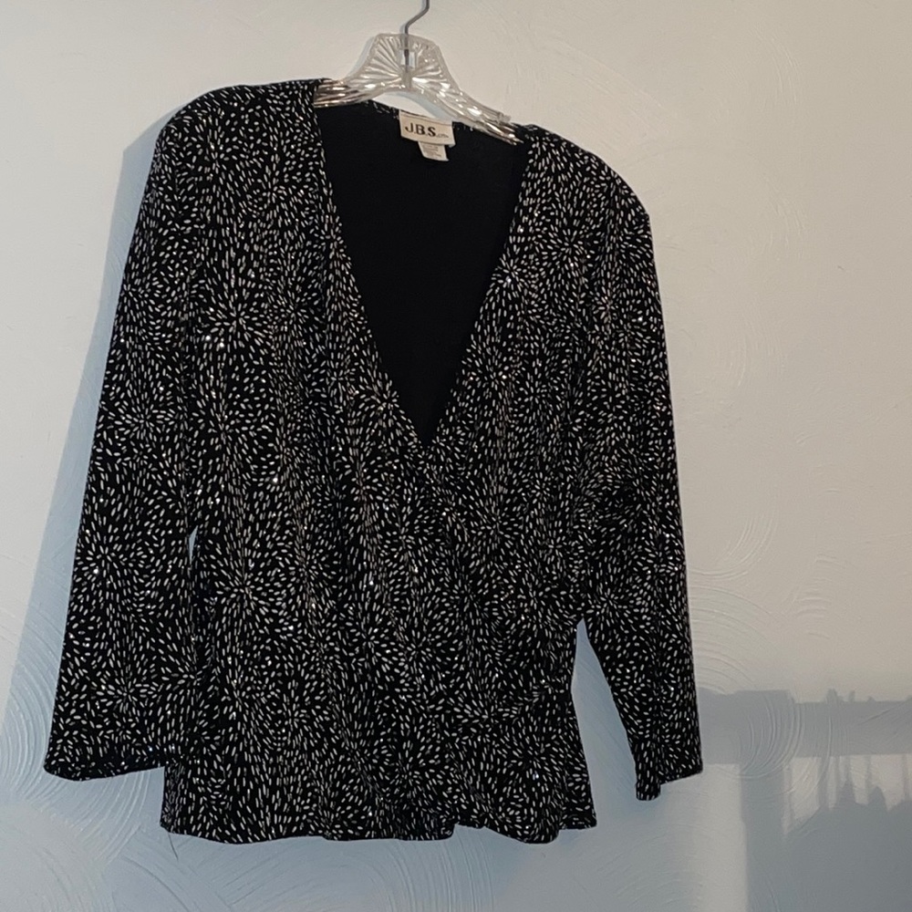 Women’s shirt